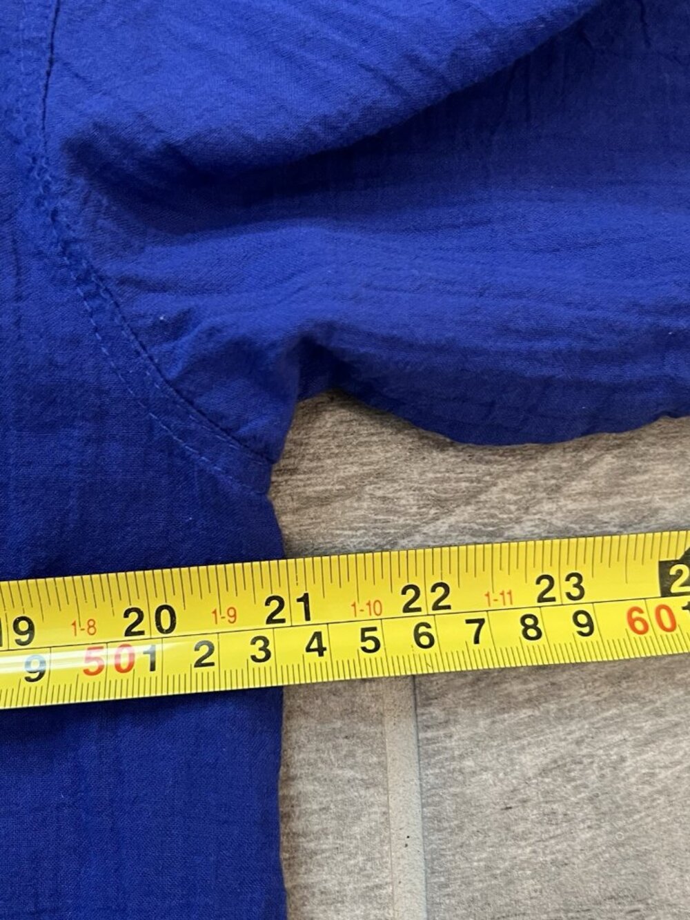 Fabletics Womens Cotton Voile Oversized Shirt Size Medium Button Up Admiral Blue - Picture 6 of 7